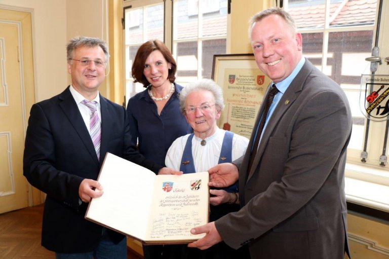 Eintrag in das Goldene Buch der Stadt Heppenheim Eintrag in das Goldene Buch der Stadt Heppenheim